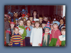 Kindermaskenb4  1975.jpg